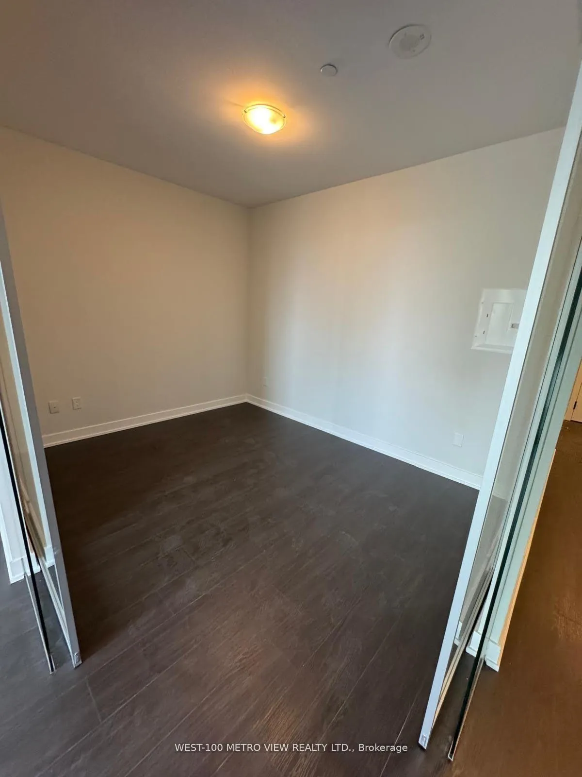 Photo 6 of Unit 2504, 430 Square One Drive, Mississauga, City Centre — HOMEH