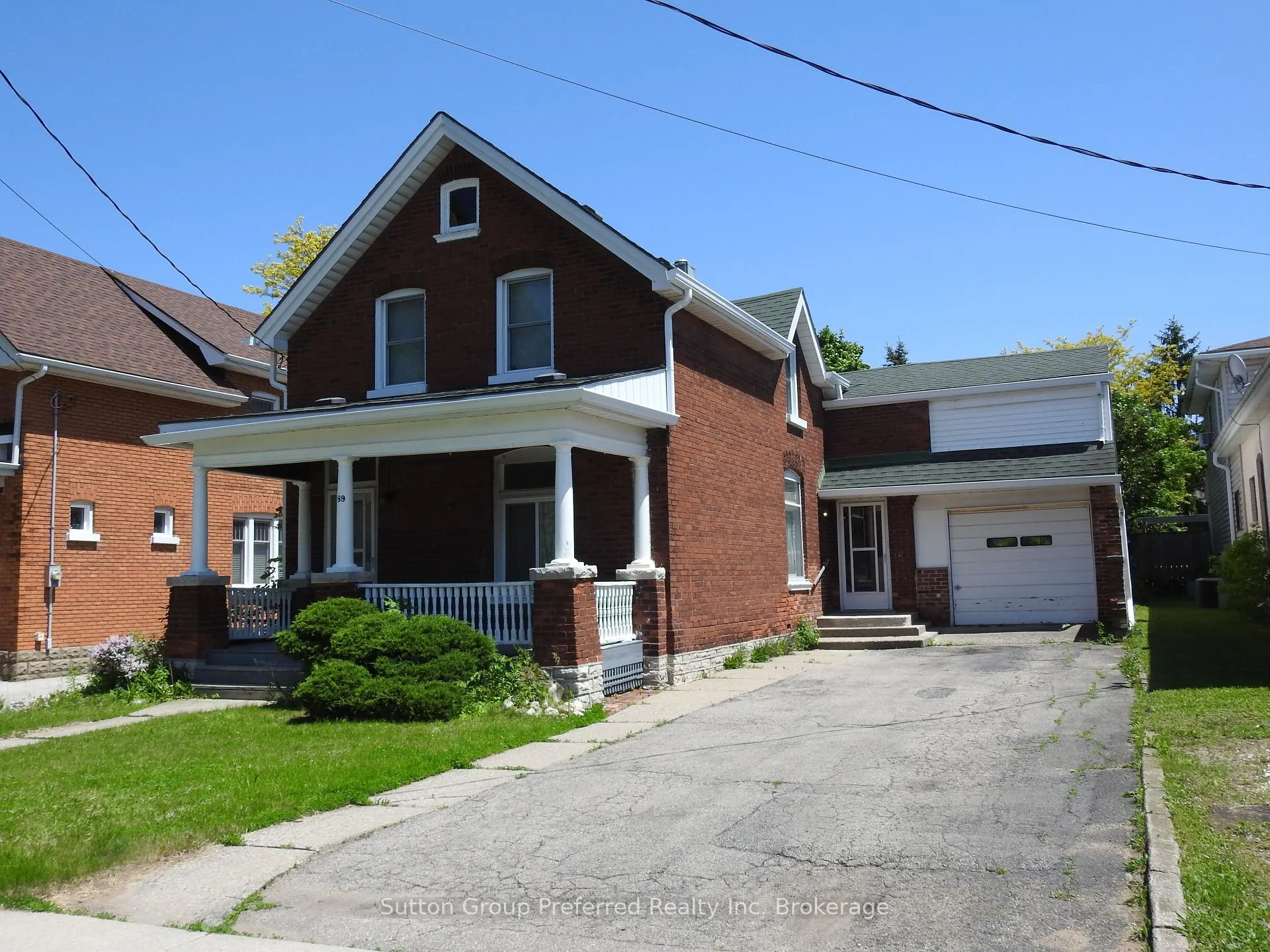 Photo 2 of 89 Grand Street, Brantford — HOMEH