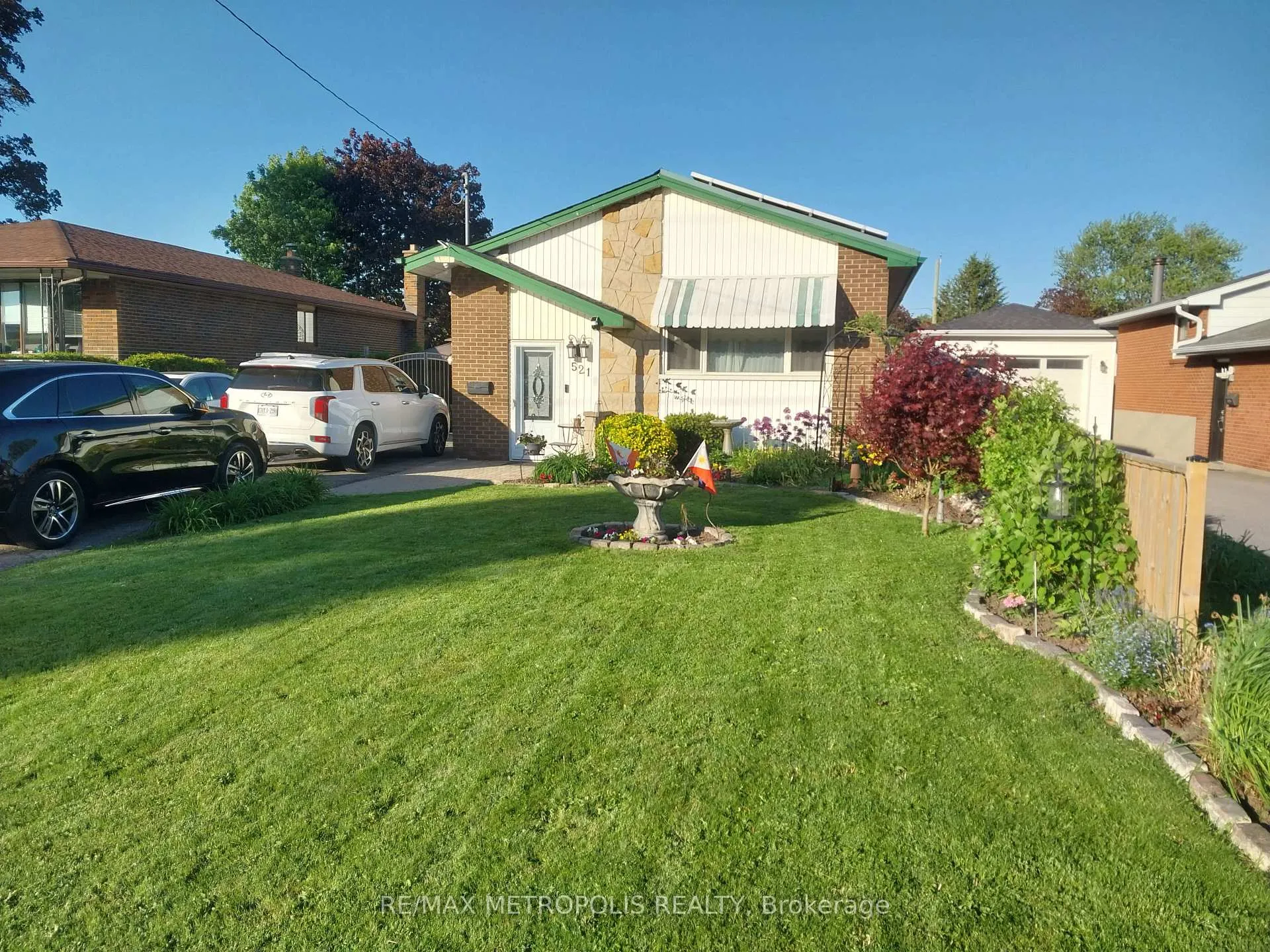 Photo 1 of 521 Wilson Road S, Oshawa, Donevan — HOMEH