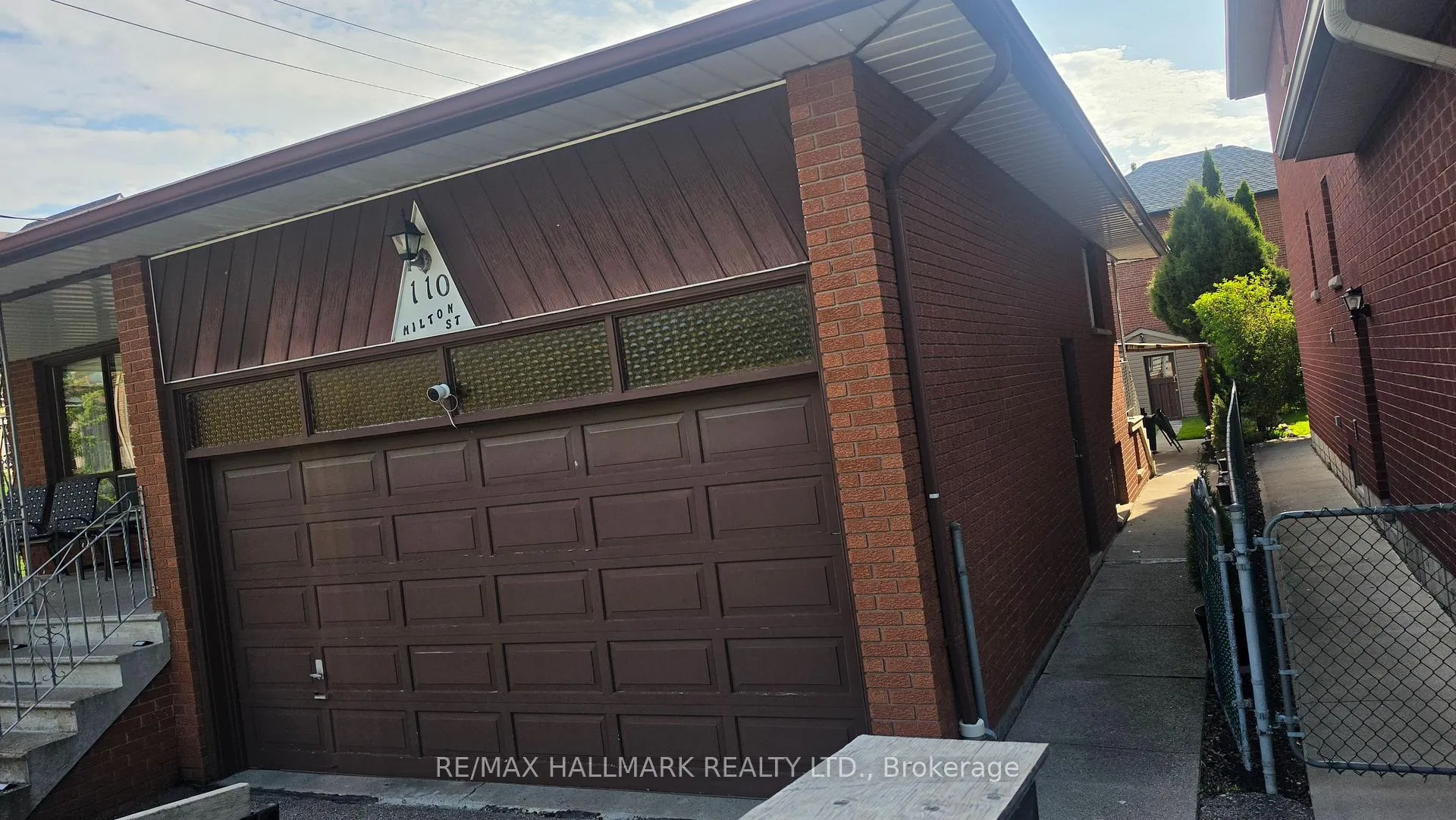 Photo 2 of Unit Lower Level, 110 Milton Street, Etobicoke, Stonegate-Queensway — HOMEH