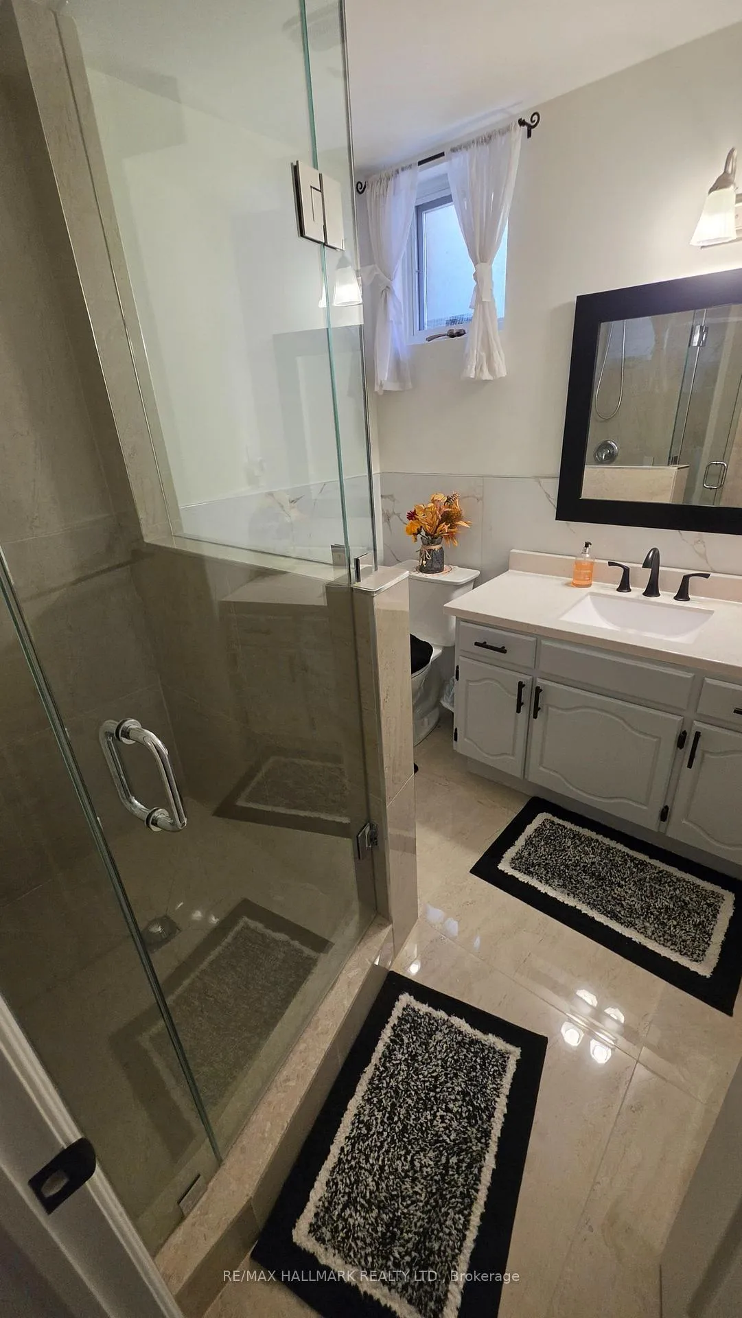 Photo 11 of Unit Lower Level, 110 Milton Street, Etobicoke, Stonegate-Queensway — HOMEH