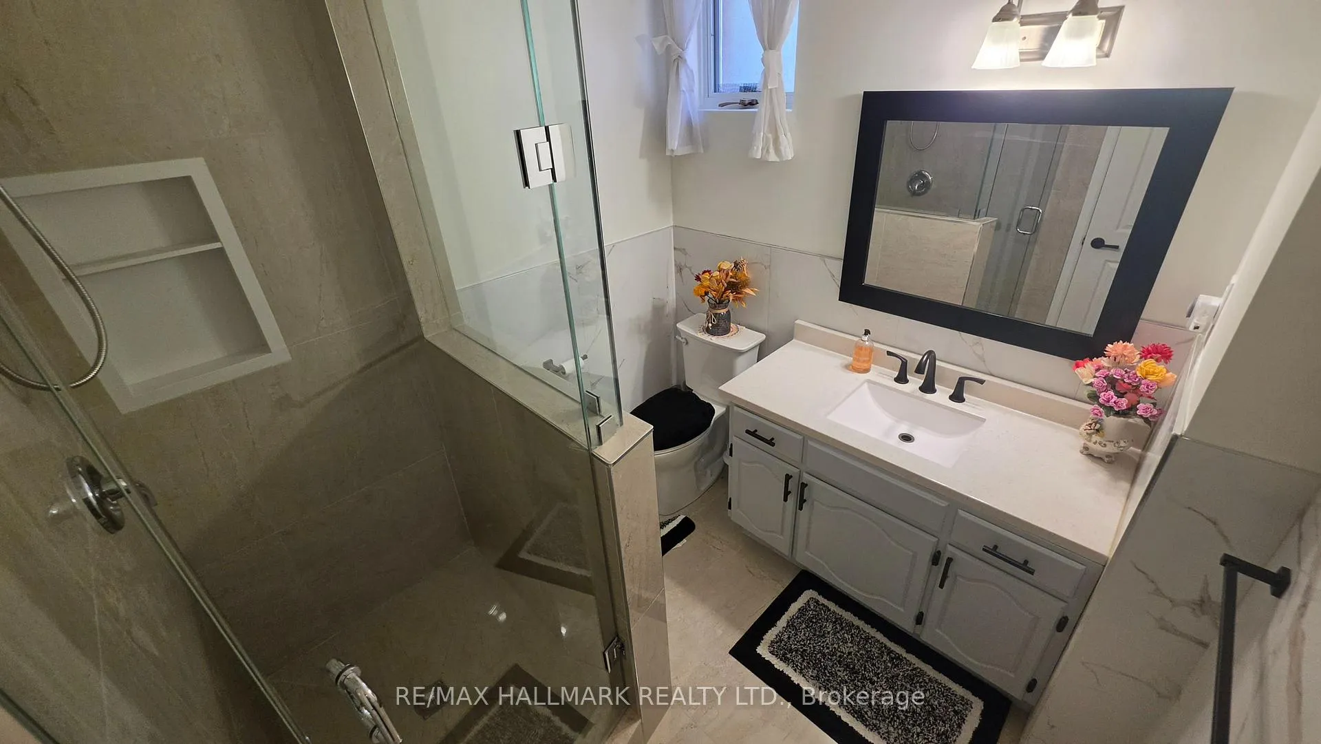 Photo 12 of Unit Lower Level, 110 Milton Street, Etobicoke, Stonegate-Queensway — HOMEH