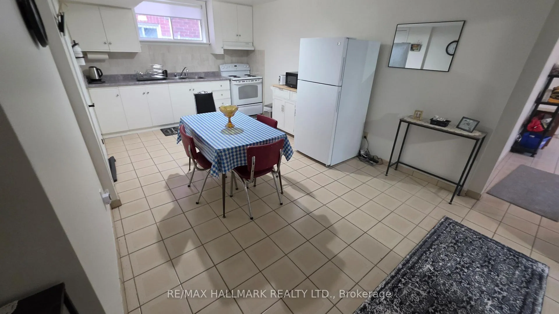 Photo 31 of Unit Lower Level, 110 Milton Street, Etobicoke, Stonegate-Queensway — HOMEH