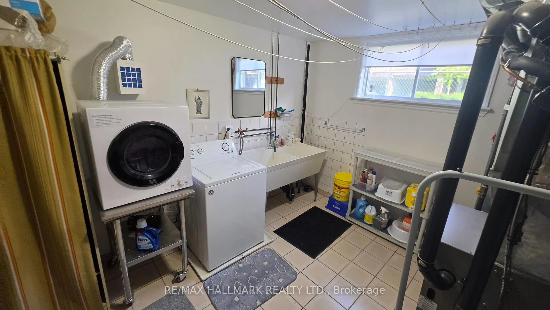 Photo 33 of Unit Lower Level, 110 Milton Street, Etobicoke, Stonegate-Queensway — HOMEH