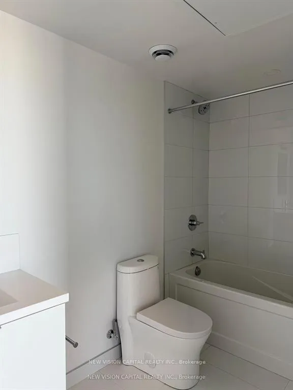 Photo 3 of Unit 3701, 238 Simcoe Street, Toronto, Kensington-Chinatown — HOMEH