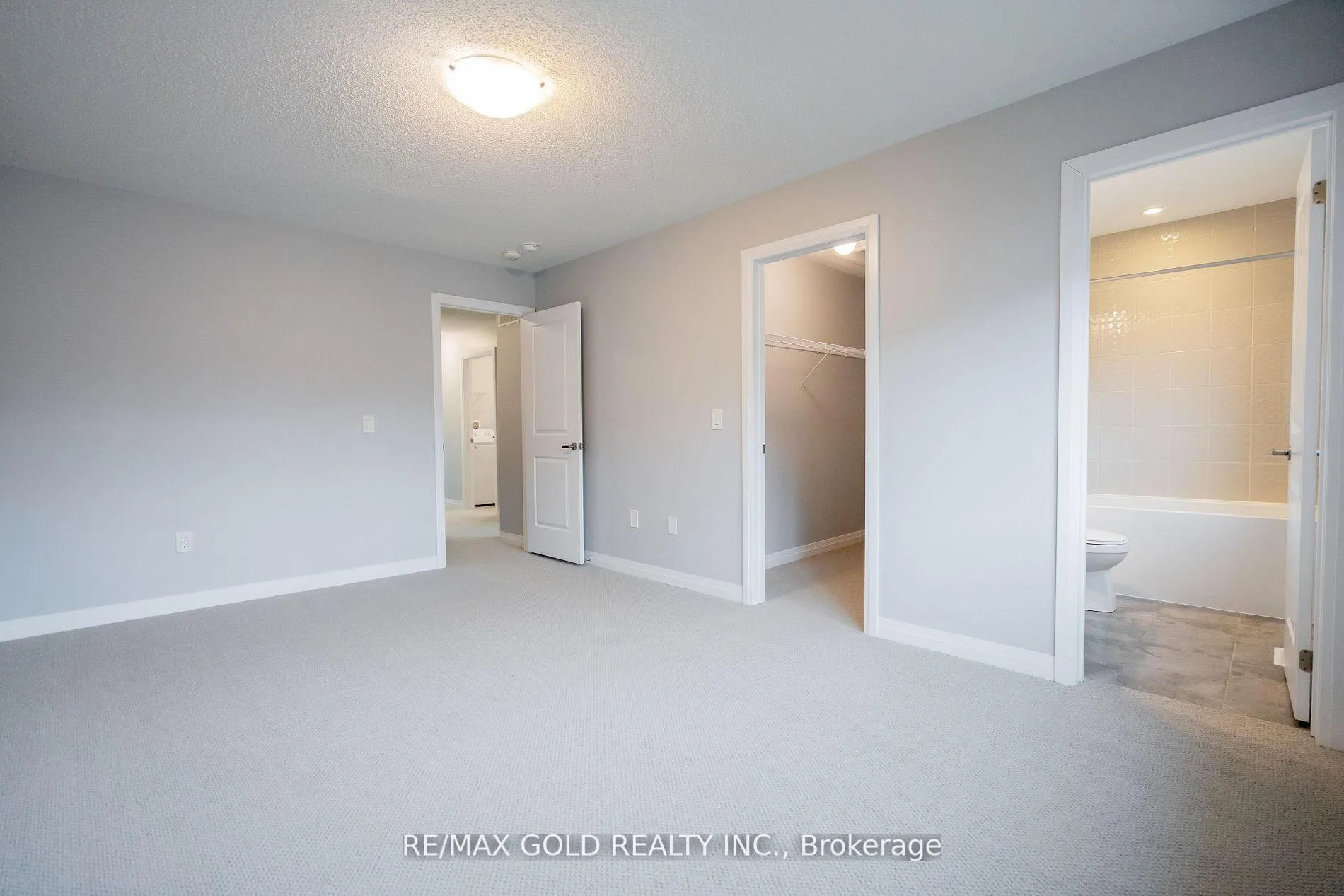 Photo 16 of 4064 Maitland Street, Lincoln, Beamsville — HOMEH