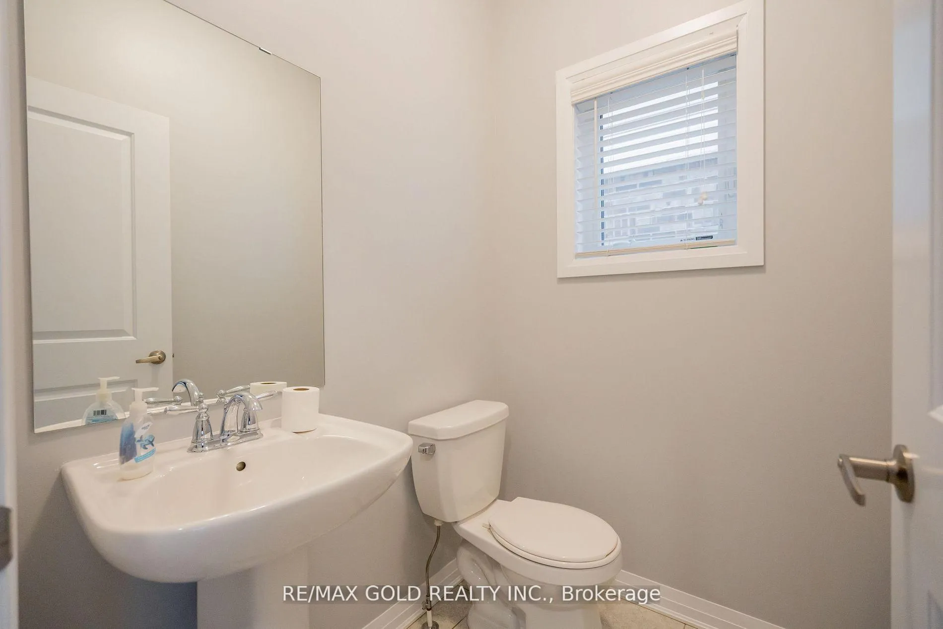 Photo 24 of 4064 Maitland Street, Lincoln, Beamsville — HOMEH