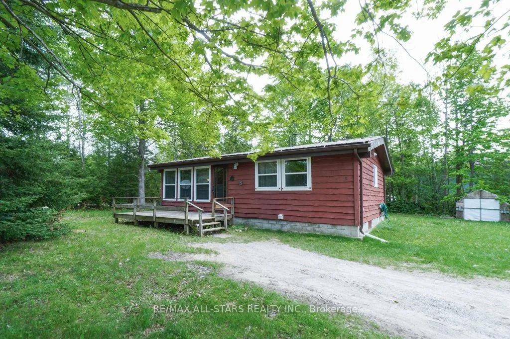 Photo 1 of 39 Creek Drive, Georgina, Pefferlaw — HOMEH