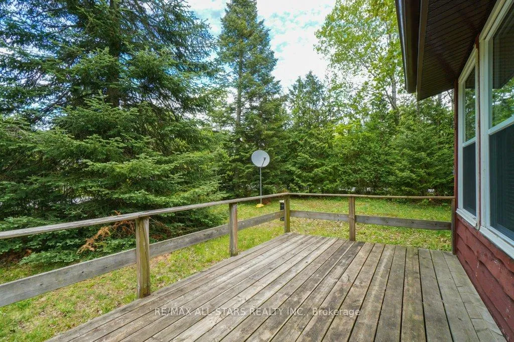 Photo 29 of 39 Creek Drive, Georgina, Pefferlaw — HOMEH