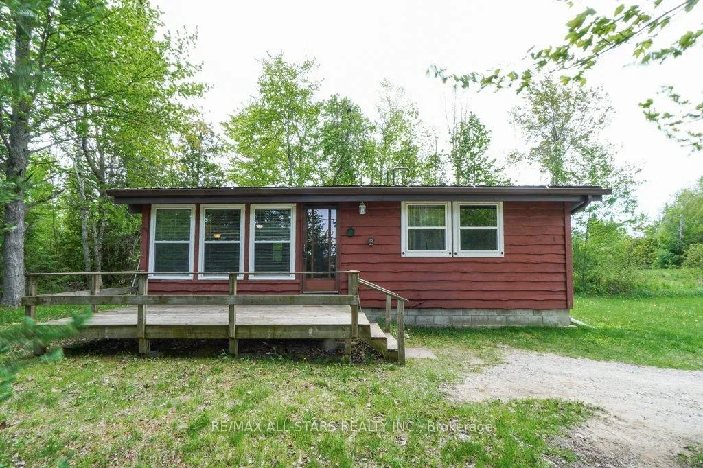 Photo 31 of 39 Creek Drive, Georgina, Pefferlaw — HOMEH
