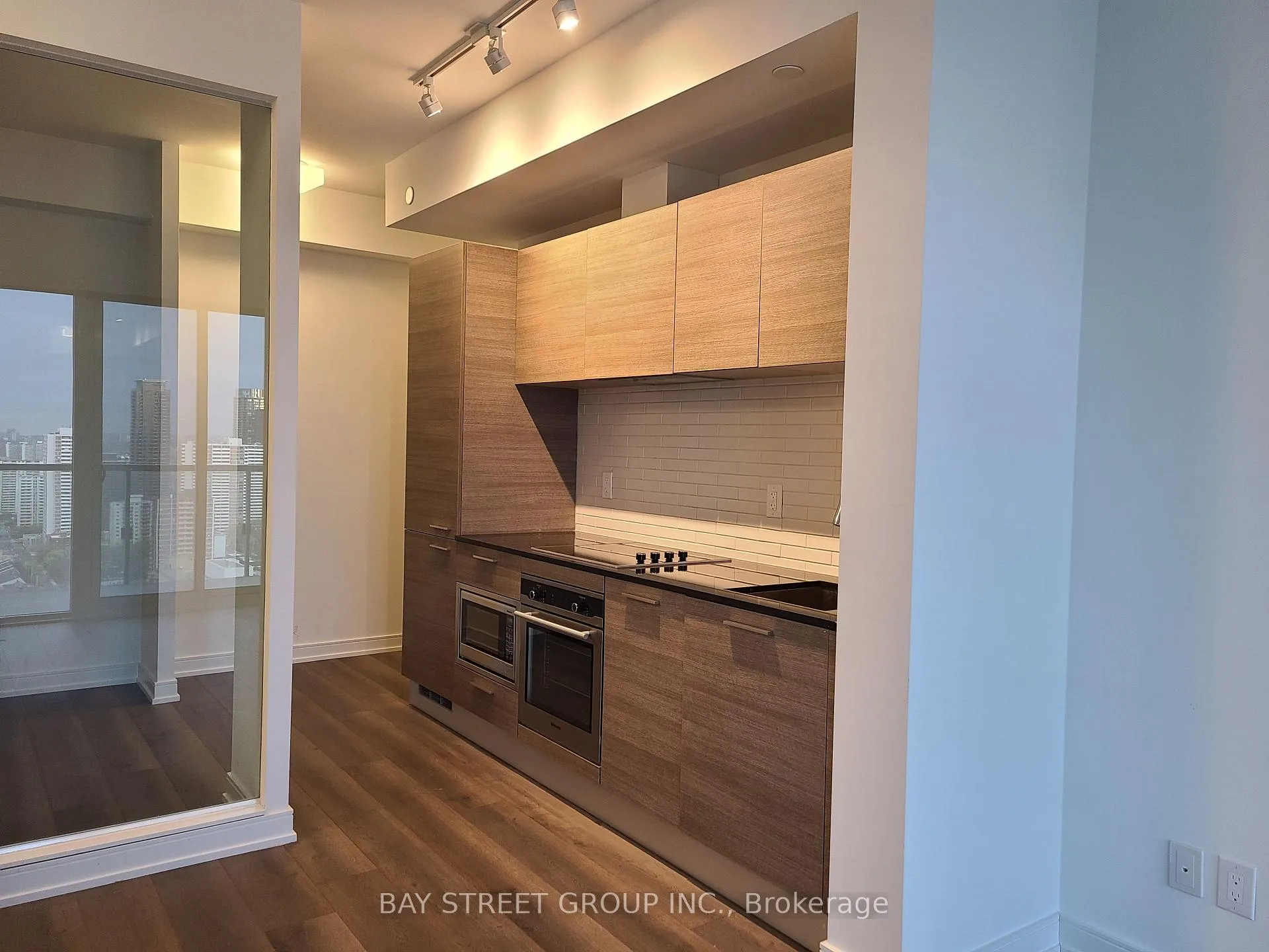 Photo 3 of Unit 3304, 3 Gloucester Street, Toronto, Church-Yonge Corridor — HOMEH