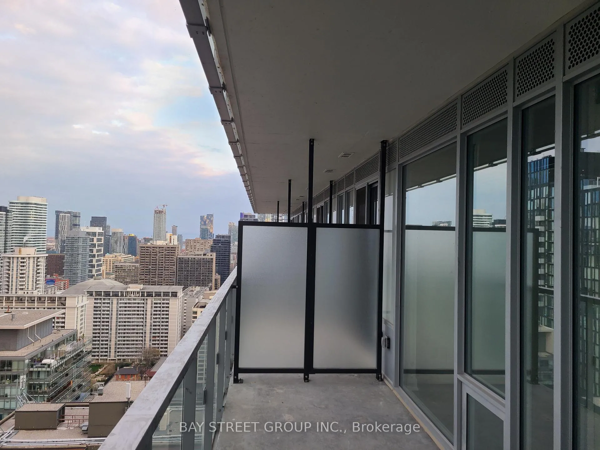 Photo 15 of Unit 3304, 3 Gloucester Street, Toronto, Church-Yonge Corridor — HOMEH