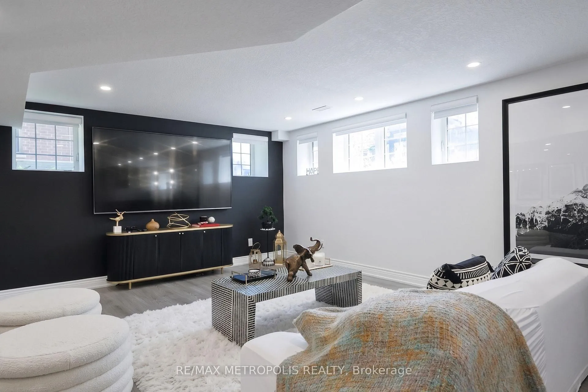 Photo 8 of Unit Bsmt, 2425 Hibiscus Drive, Pickering, Rural Pickering — HOMEH