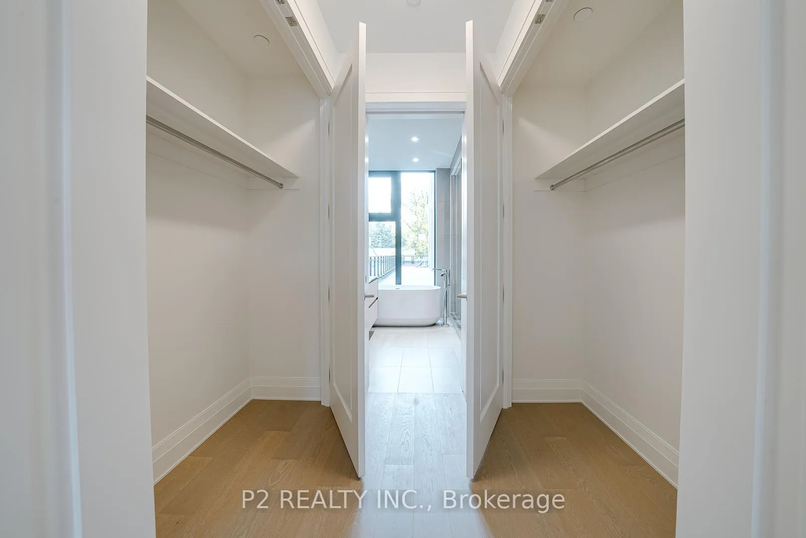Photo 24 of Unit 208, 2 Forest Hill Road, Toronto, Casa Loma — HOMEH