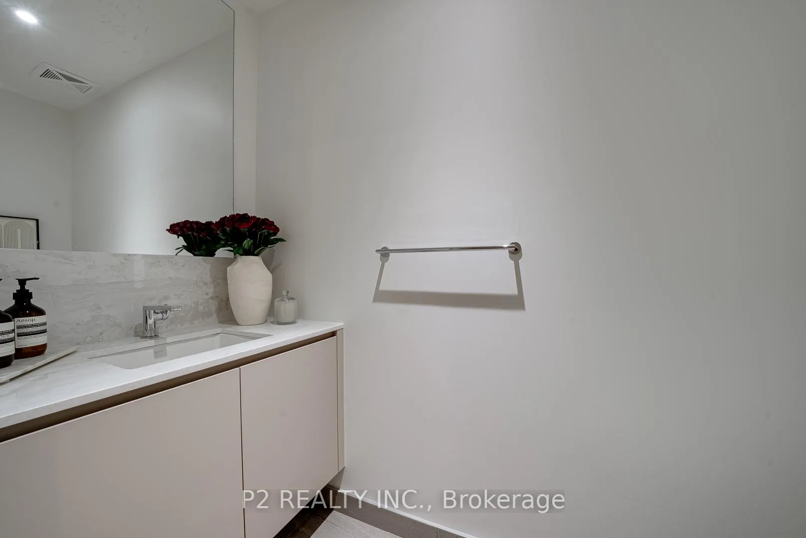 Photo 26 of Unit 208, 2 Forest Hill Road, Toronto, Casa Loma — HOMEH