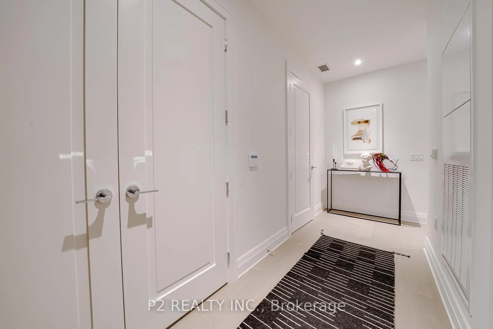 Photo 27 of Unit 208, 2 Forest Hill Road, Toronto, Casa Loma — HOMEH