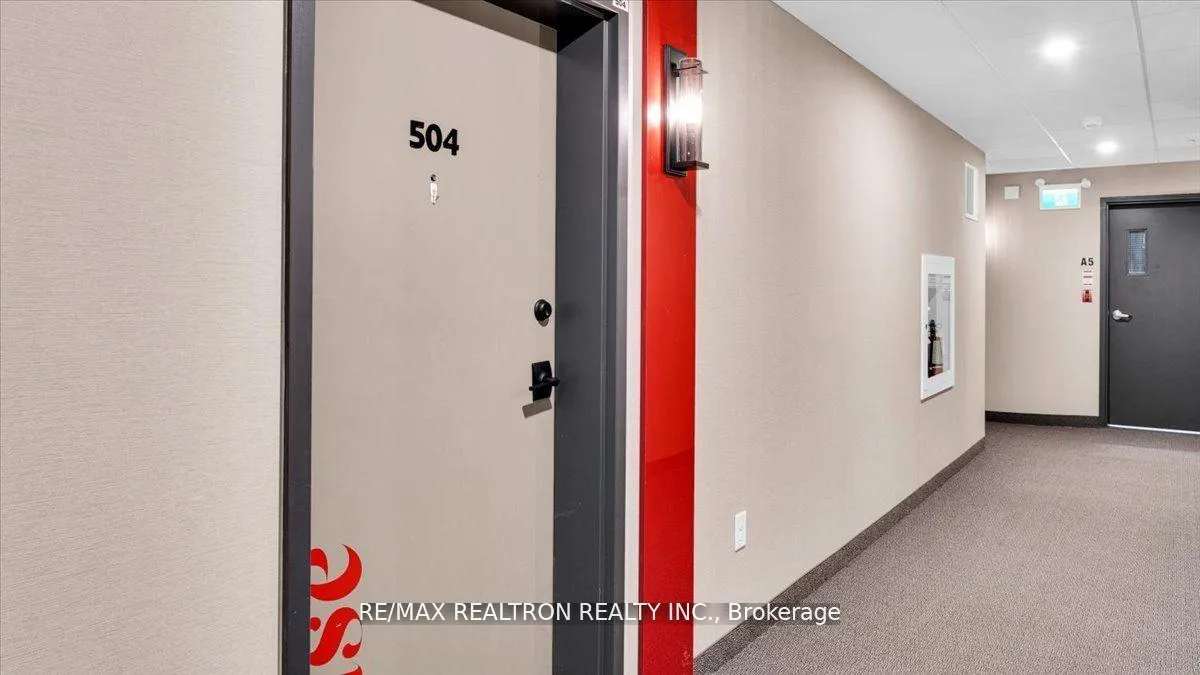 Photo 4 of Unit 504, 10 Culinary Lane, Barrie, Rural Barrie Southeast — HOMEH