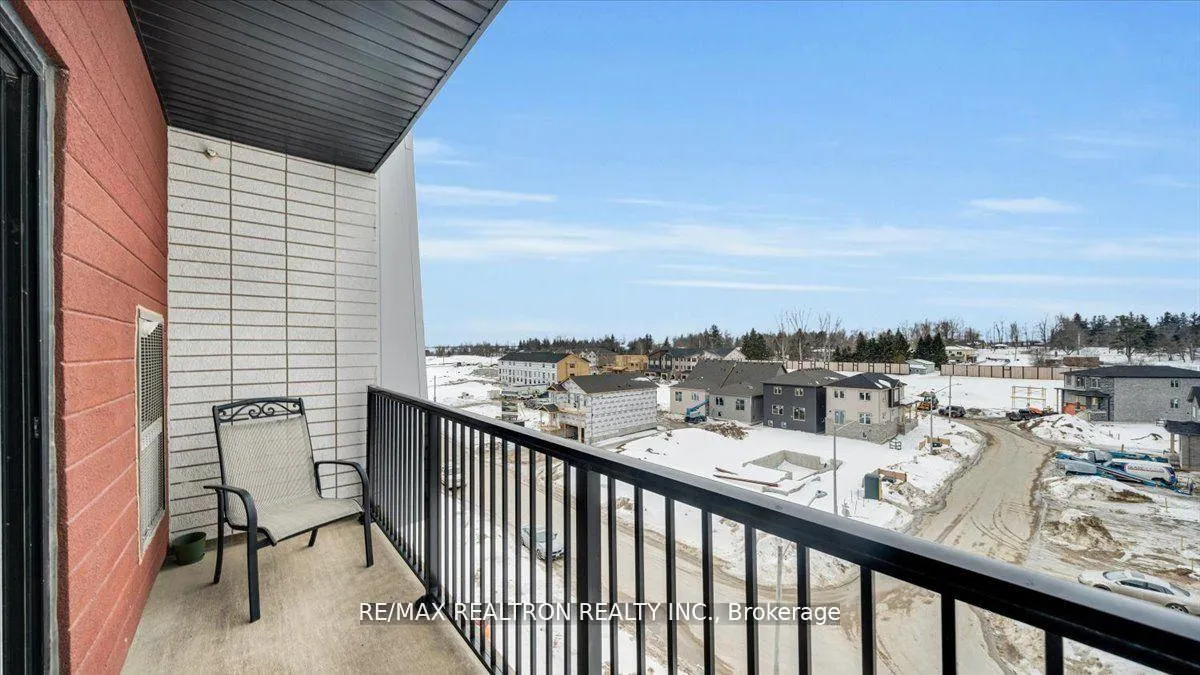 Photo 14 of Unit 504, 10 Culinary Lane, Barrie, Rural Barrie Southeast — HOMEH