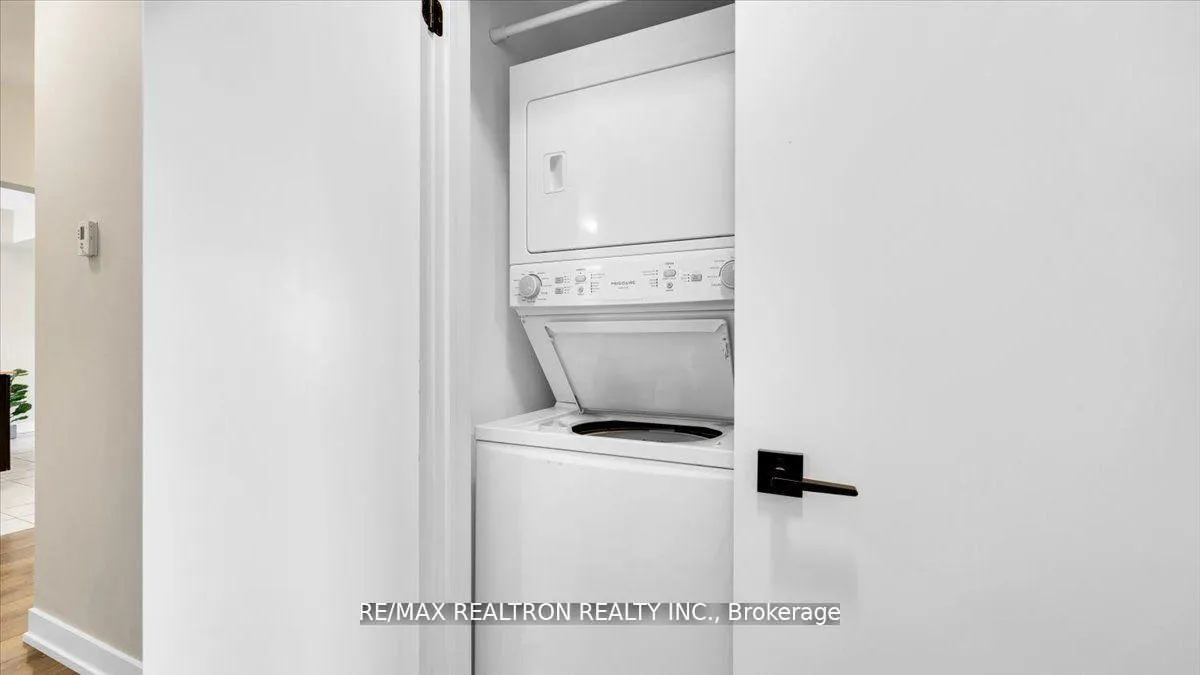 Photo 16 of Unit 504, 10 Culinary Lane, Barrie, Rural Barrie Southeast — HOMEH