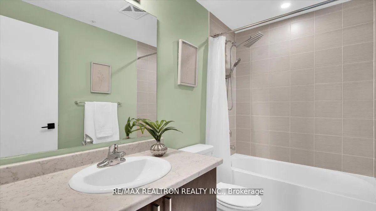 Photo 19 of Unit 504, 10 Culinary Lane, Barrie, Rural Barrie Southeast — HOMEH