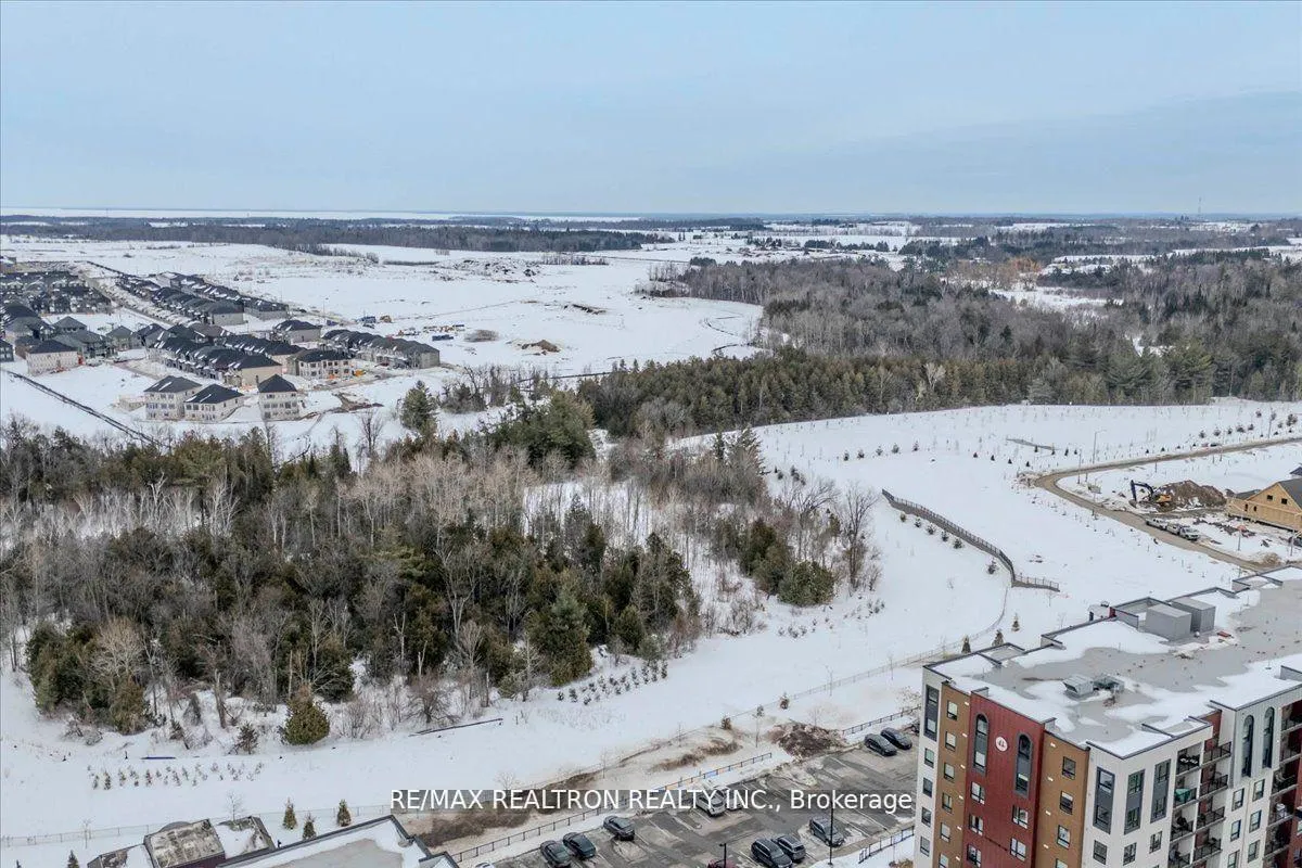 Photo 25 of Unit 504, 10 Culinary Lane, Barrie, Rural Barrie Southeast — HOMEH