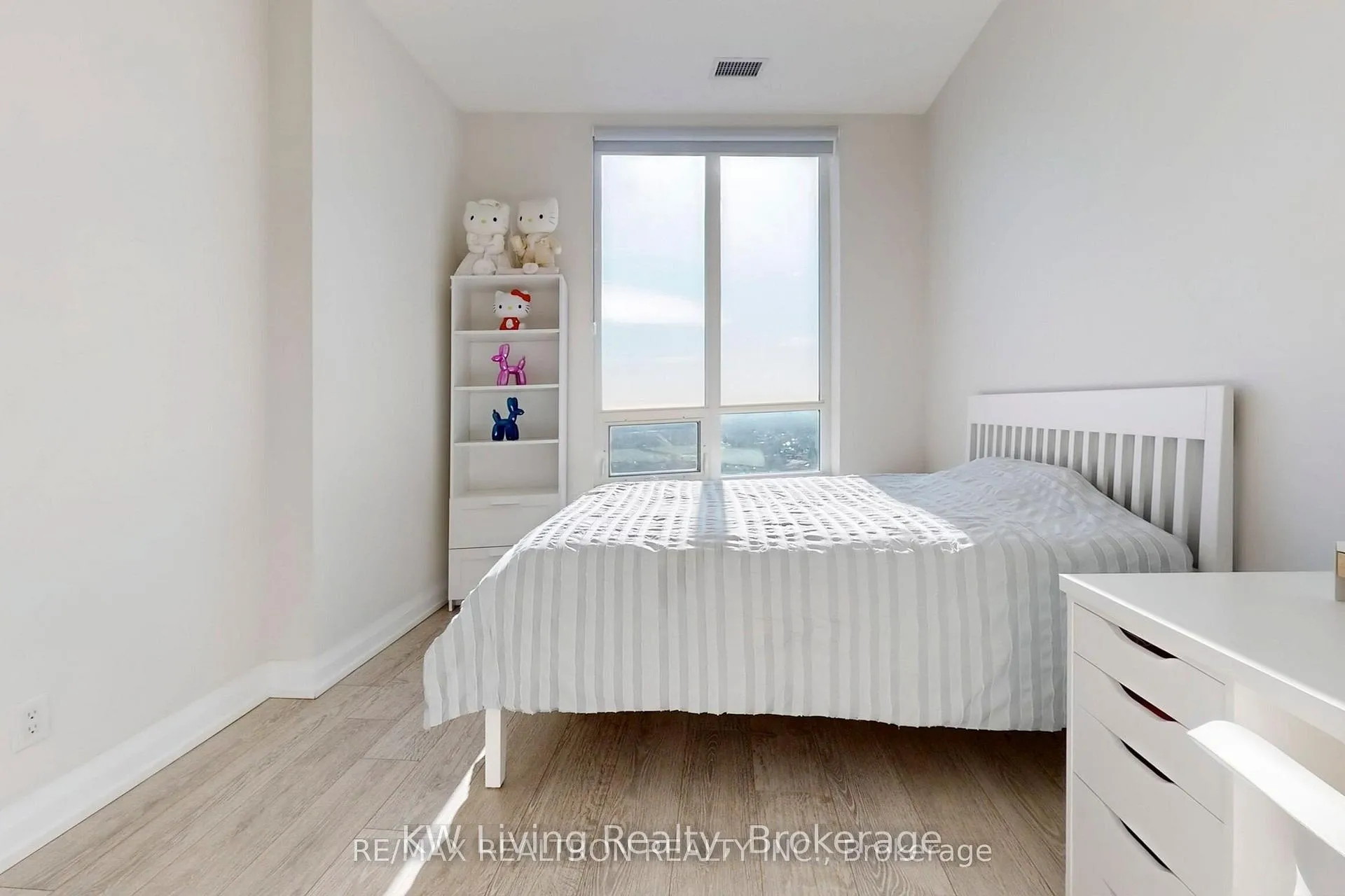 Photo 21 of Unit PH15, 7161 Yonge Street, Markham, Thornhill — HOMEH