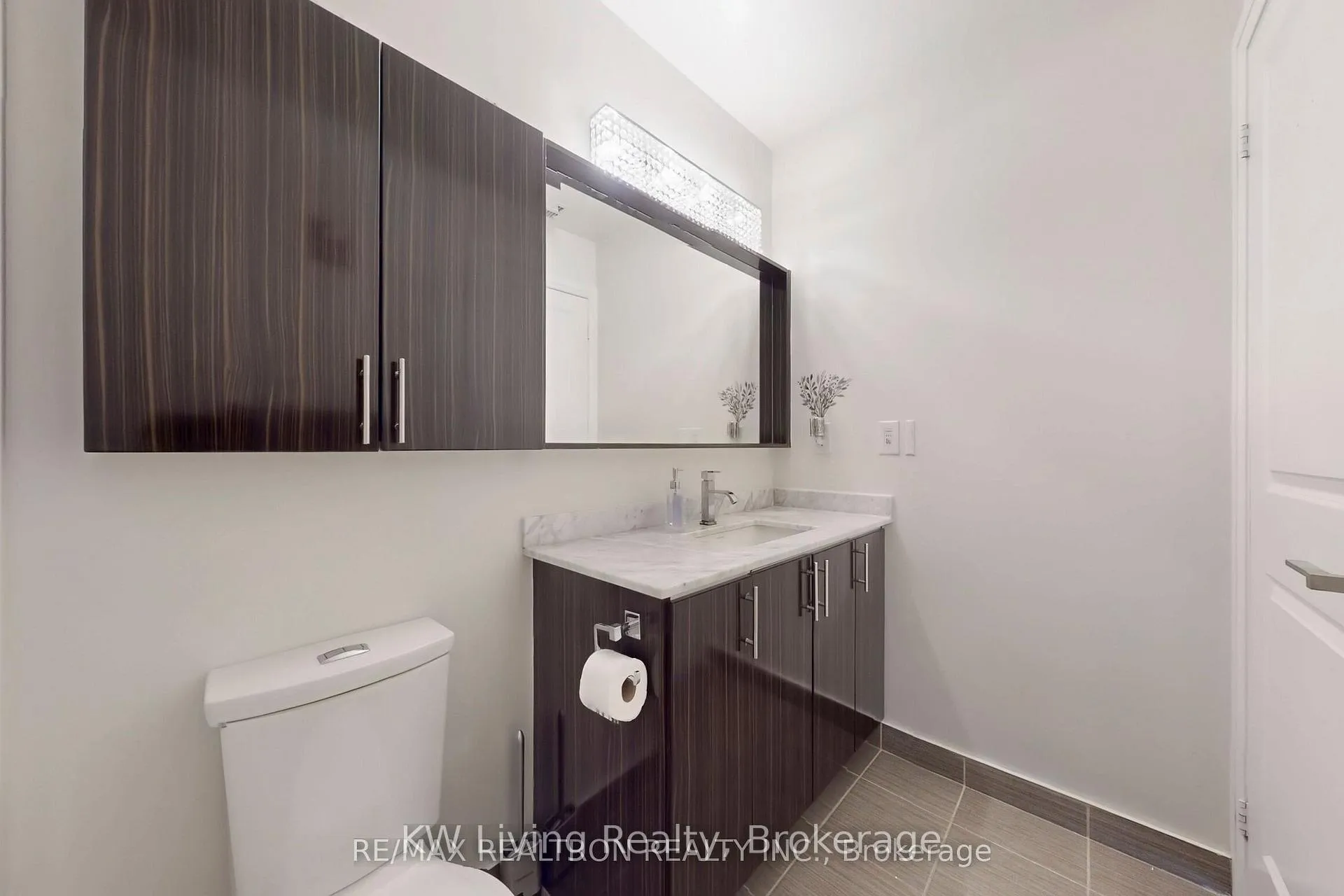 Photo 23 of Unit PH15, 7161 Yonge Street, Markham, Thornhill — HOMEH