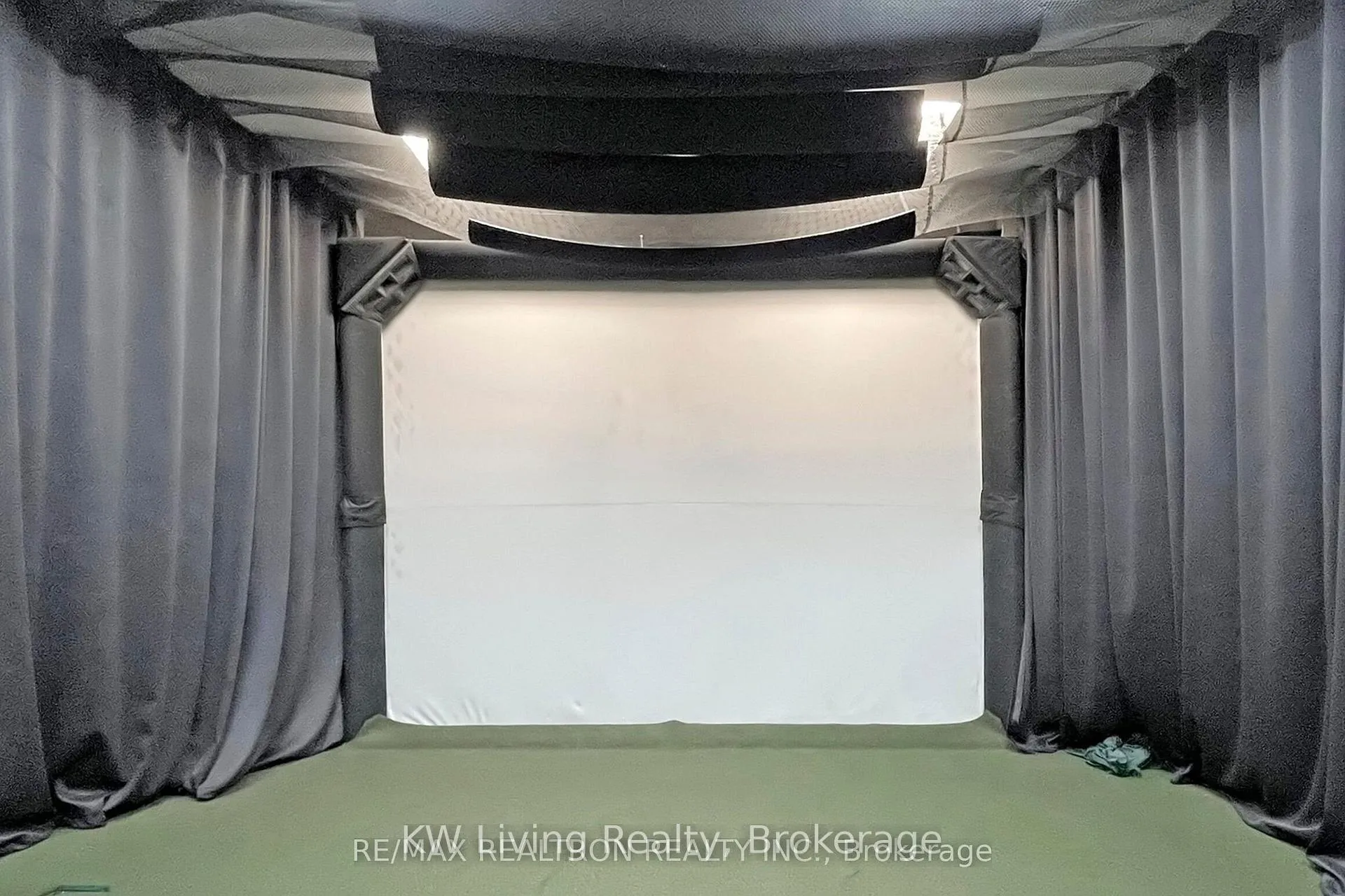 Photo 34 of Unit PH15, 7161 Yonge Street, Markham, Thornhill — HOMEH