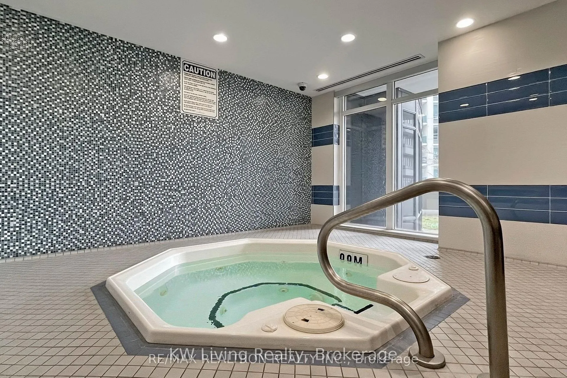 Photo 39 of Unit PH15, 7161 Yonge Street, Markham, Thornhill — HOMEH