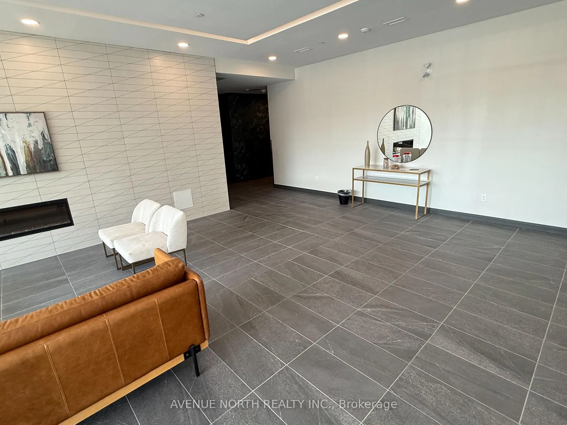 Photo 5 of 4838 Bank Street, Ottawa, Blossom Park/Kemp Park/Findlay Creek — HOMEH