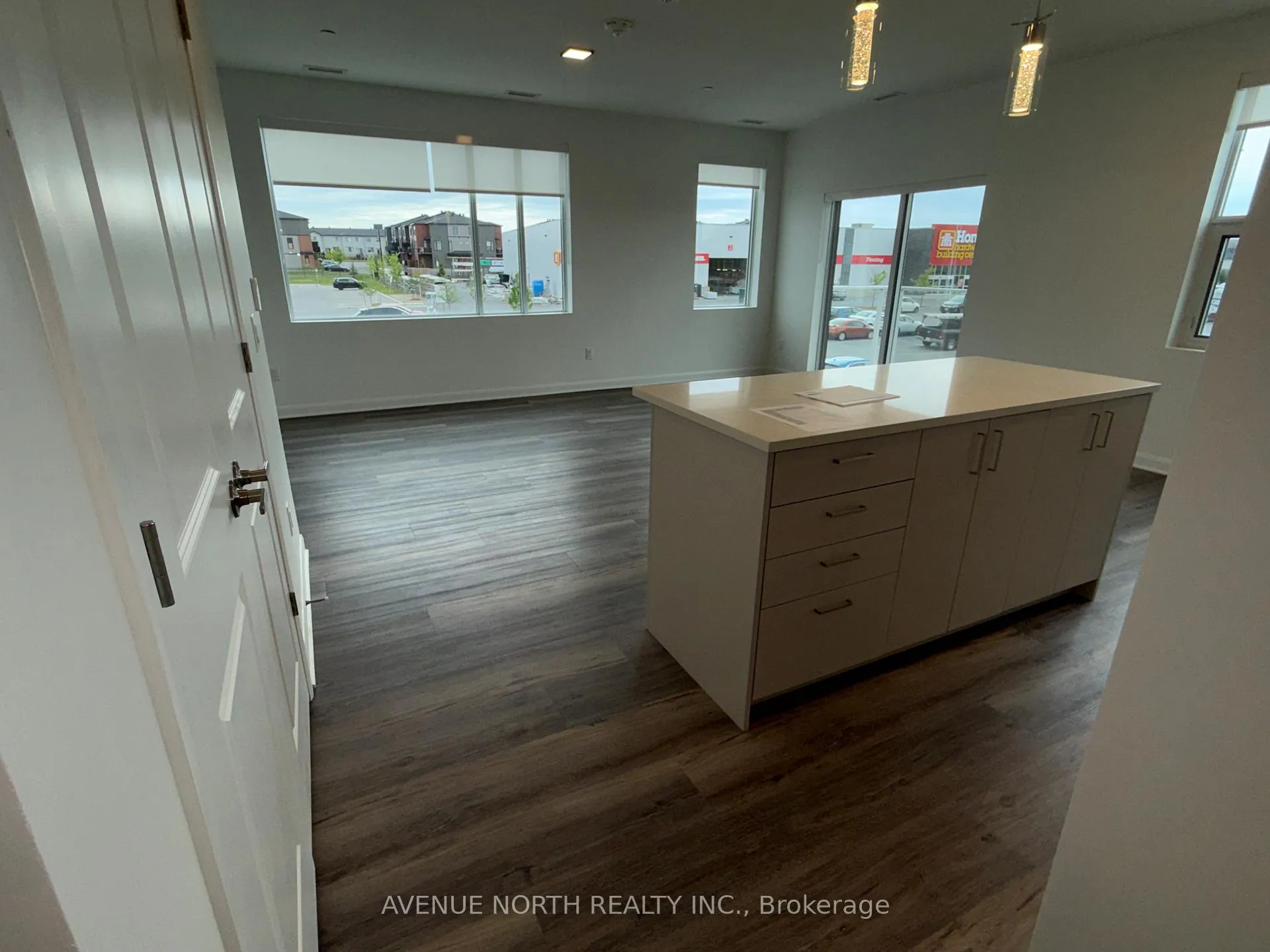 Photo 8 of 4838 Bank Street, Ottawa, Blossom Park/Kemp Park/Findlay Creek — HOMEH