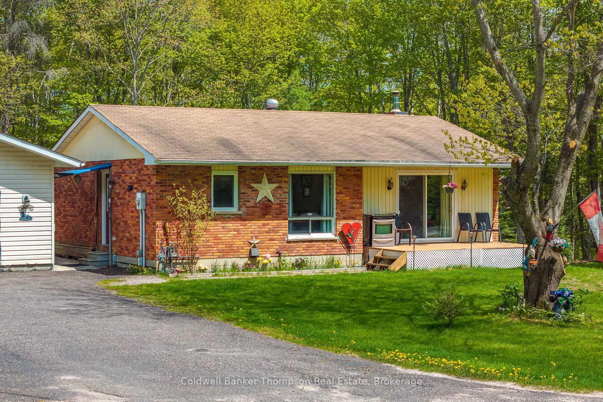 Photo 3 of 329 Albert Street N, Strong — HOMEH