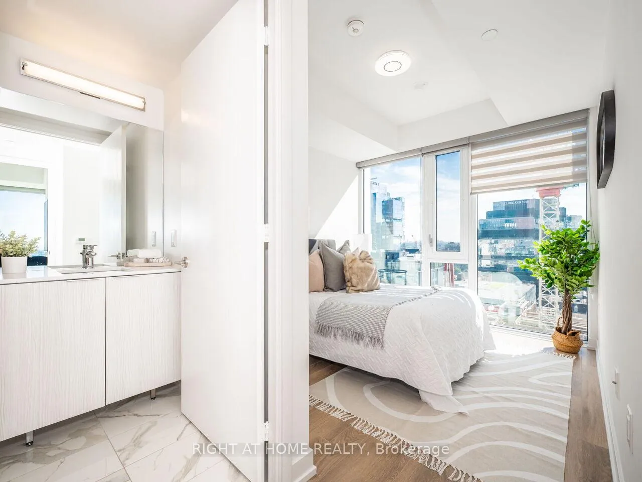 Photo 23 of Unit 1613, 158 Front Street E, Toronto, Moss Park — HOMEH