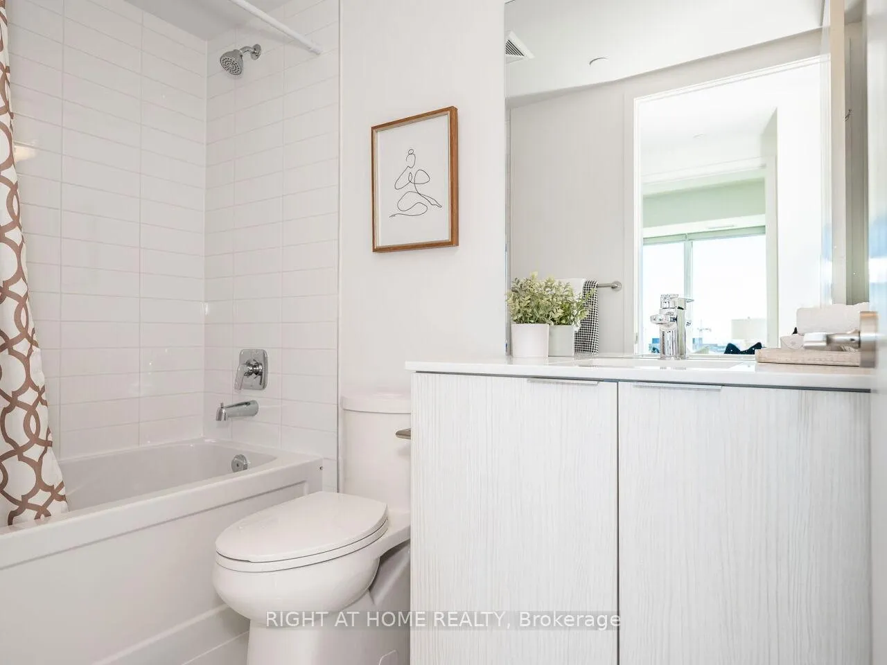 Photo 25 of Unit 1613, 158 Front Street E, Toronto, Moss Park — HOMEH