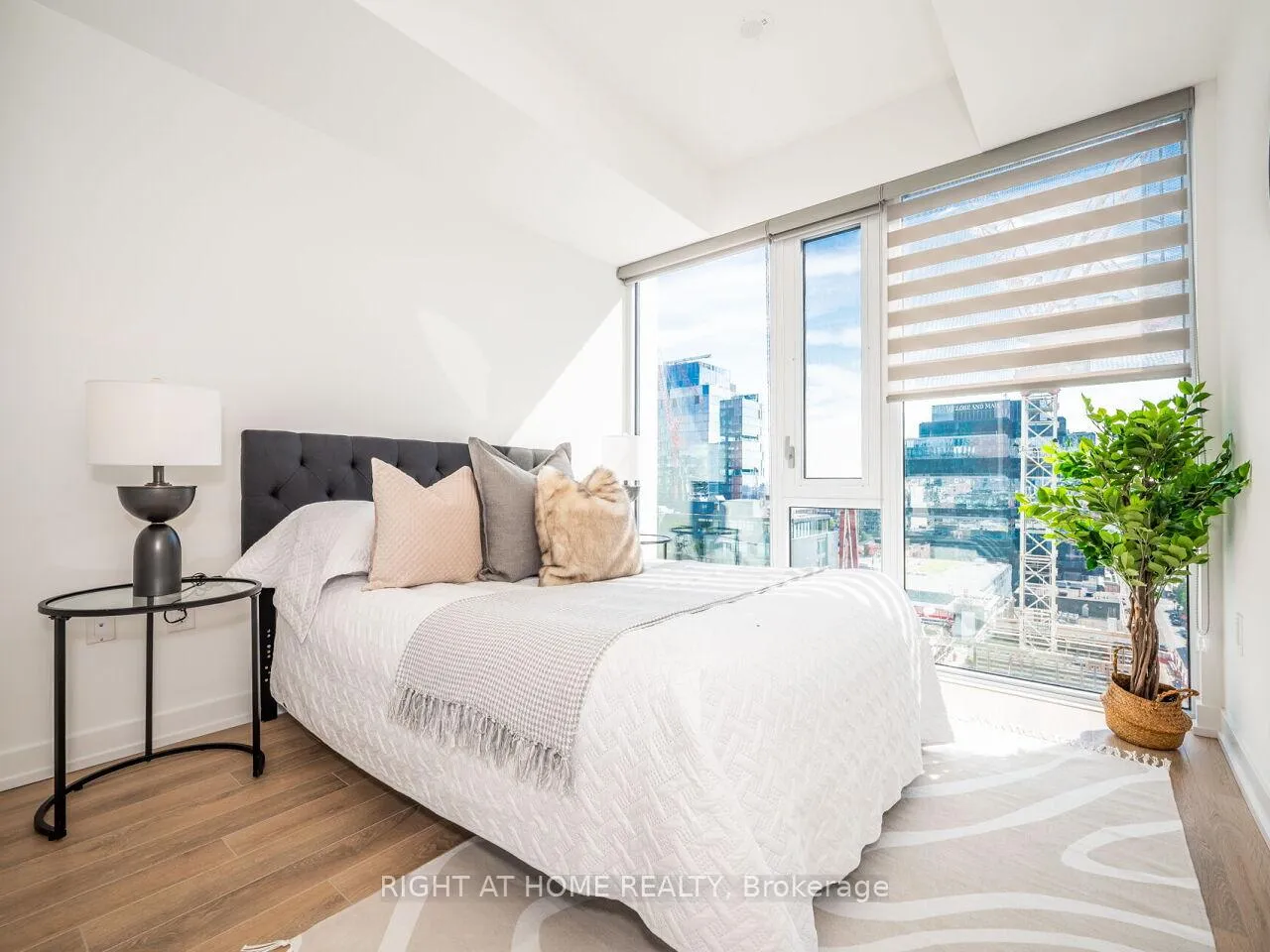 Photo 26 of Unit 1613, 158 Front Street E, Toronto, Moss Park — HOMEH