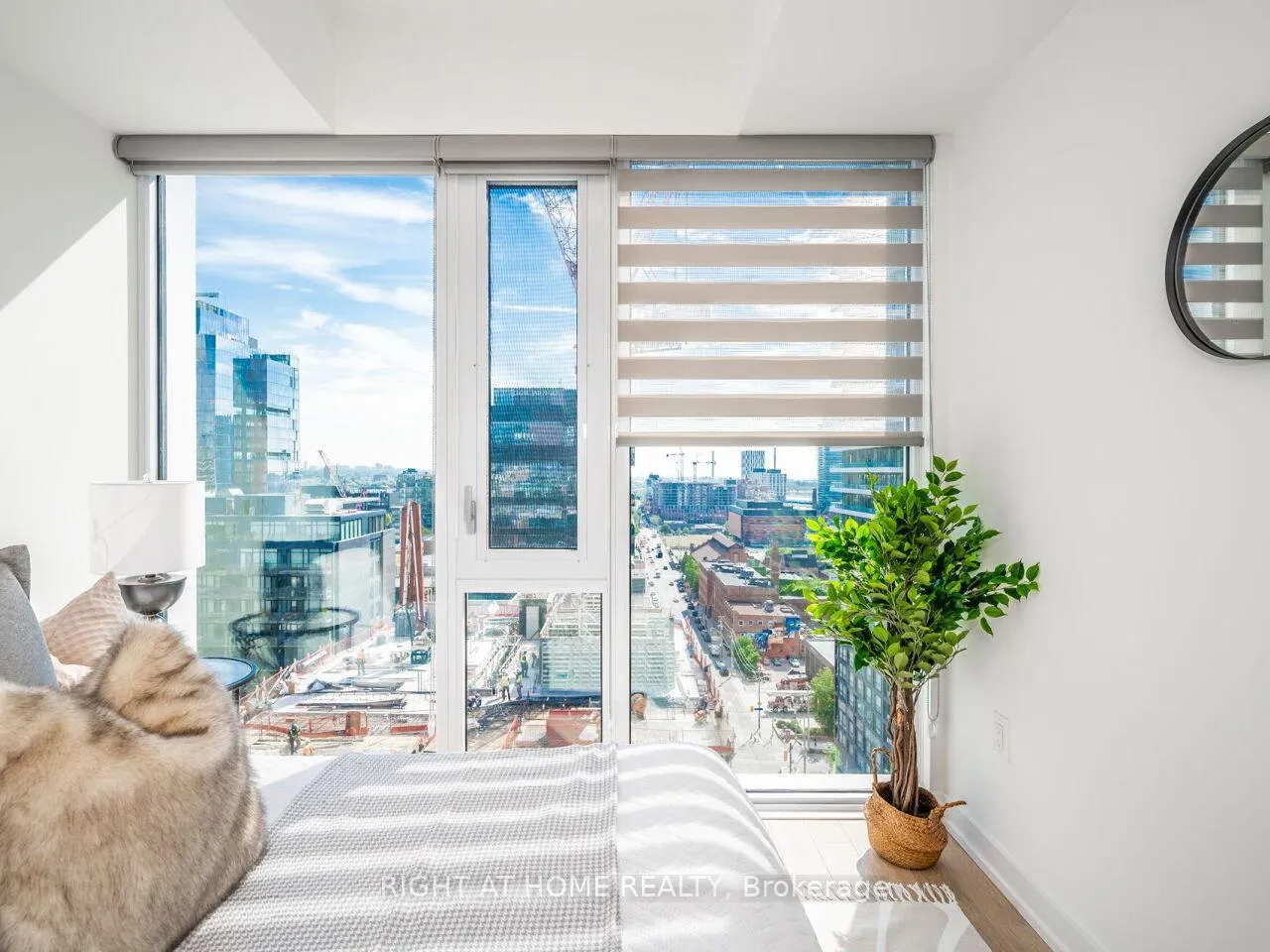 Photo 27 of Unit 1613, 158 Front Street E, Toronto, Moss Park — HOMEH