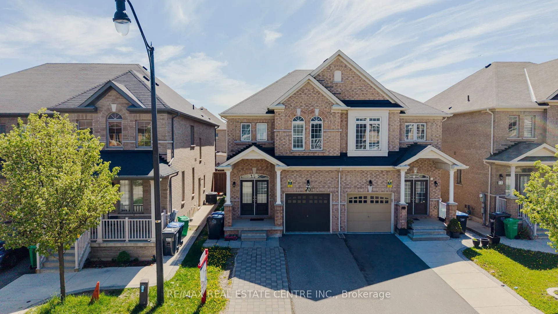 Photo 1 of 10 Ebury Drive, Brampton, Credit Valley — HOMEH