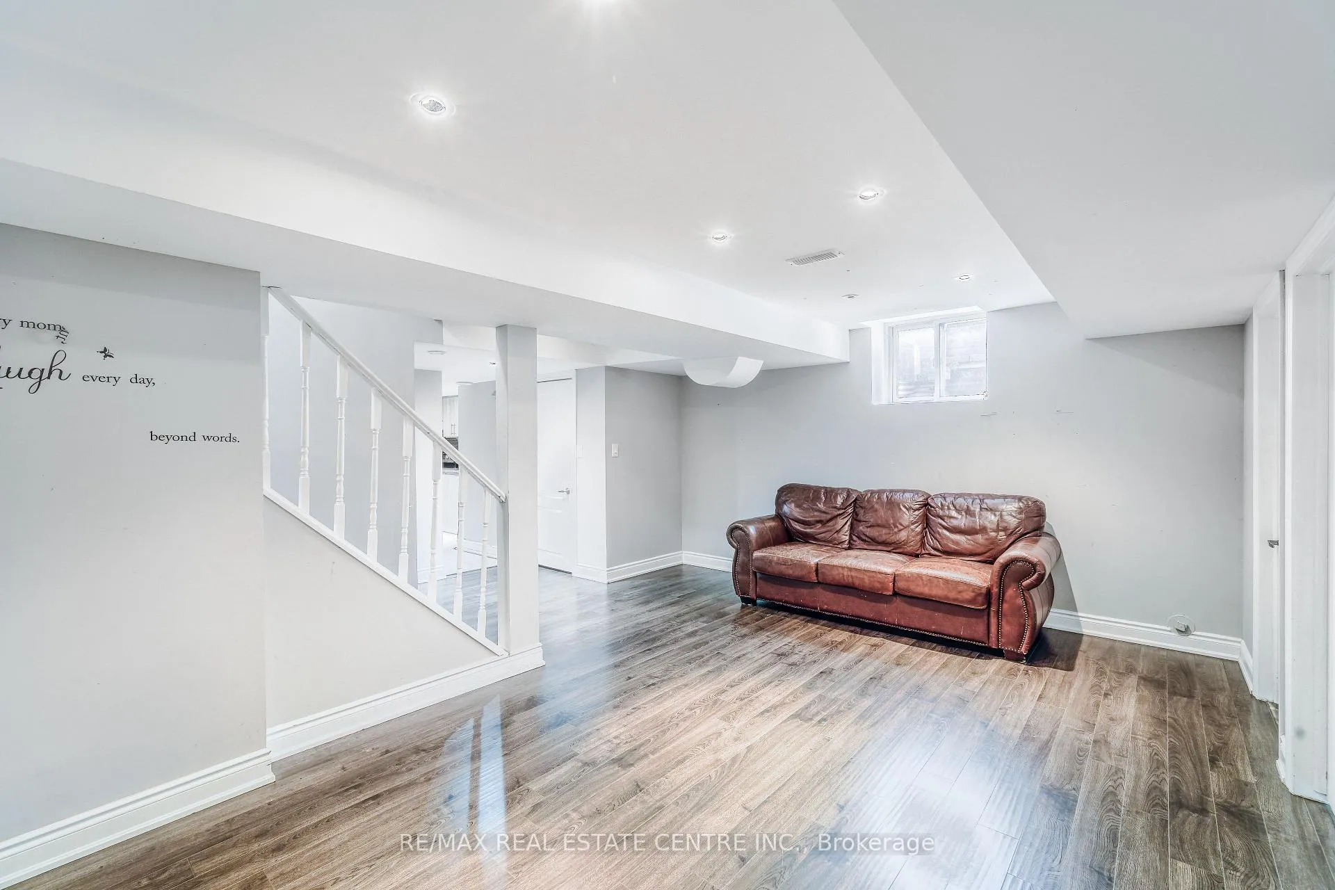 Photo 29 of 10 Ebury Drive, Brampton, Credit Valley — HOMEH