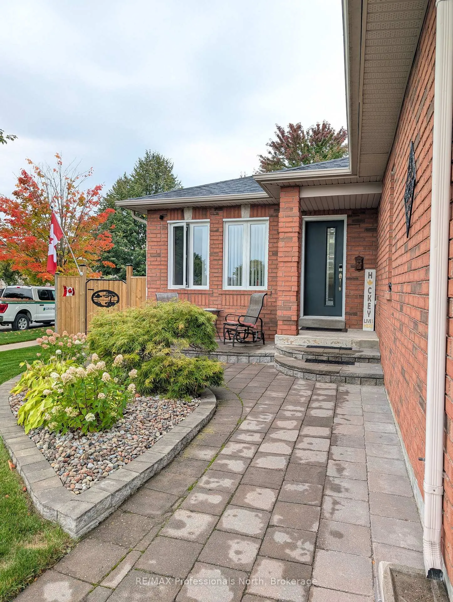 Photo 5 of 66 Coleman Drive, Barrie, Edgehill Drive — HOMEH