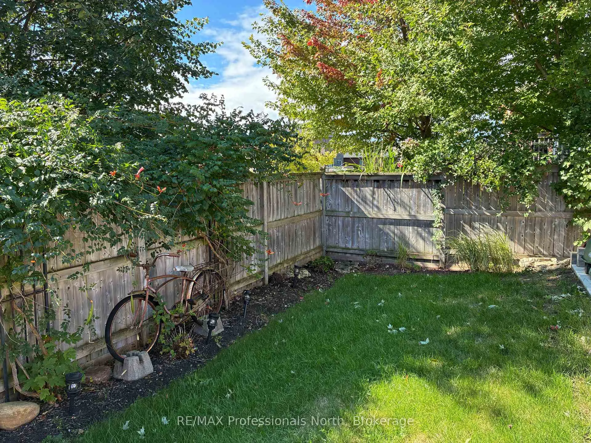 Photo 26 of 66 Coleman Drive, Barrie, Edgehill Drive — HOMEH