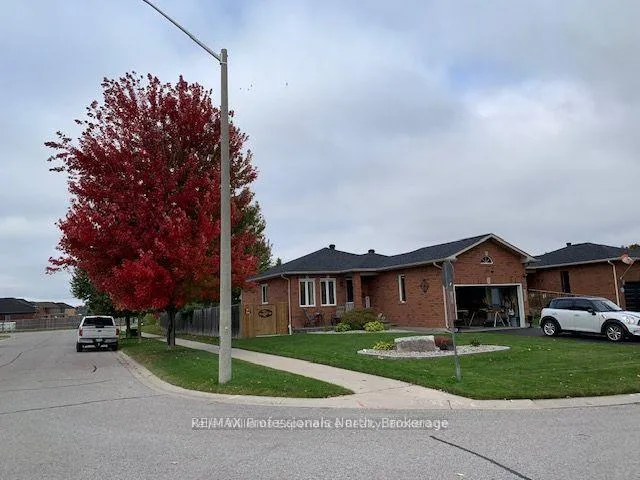Photo 35 of 66 Coleman Drive, Barrie, Edgehill Drive — HOMEH