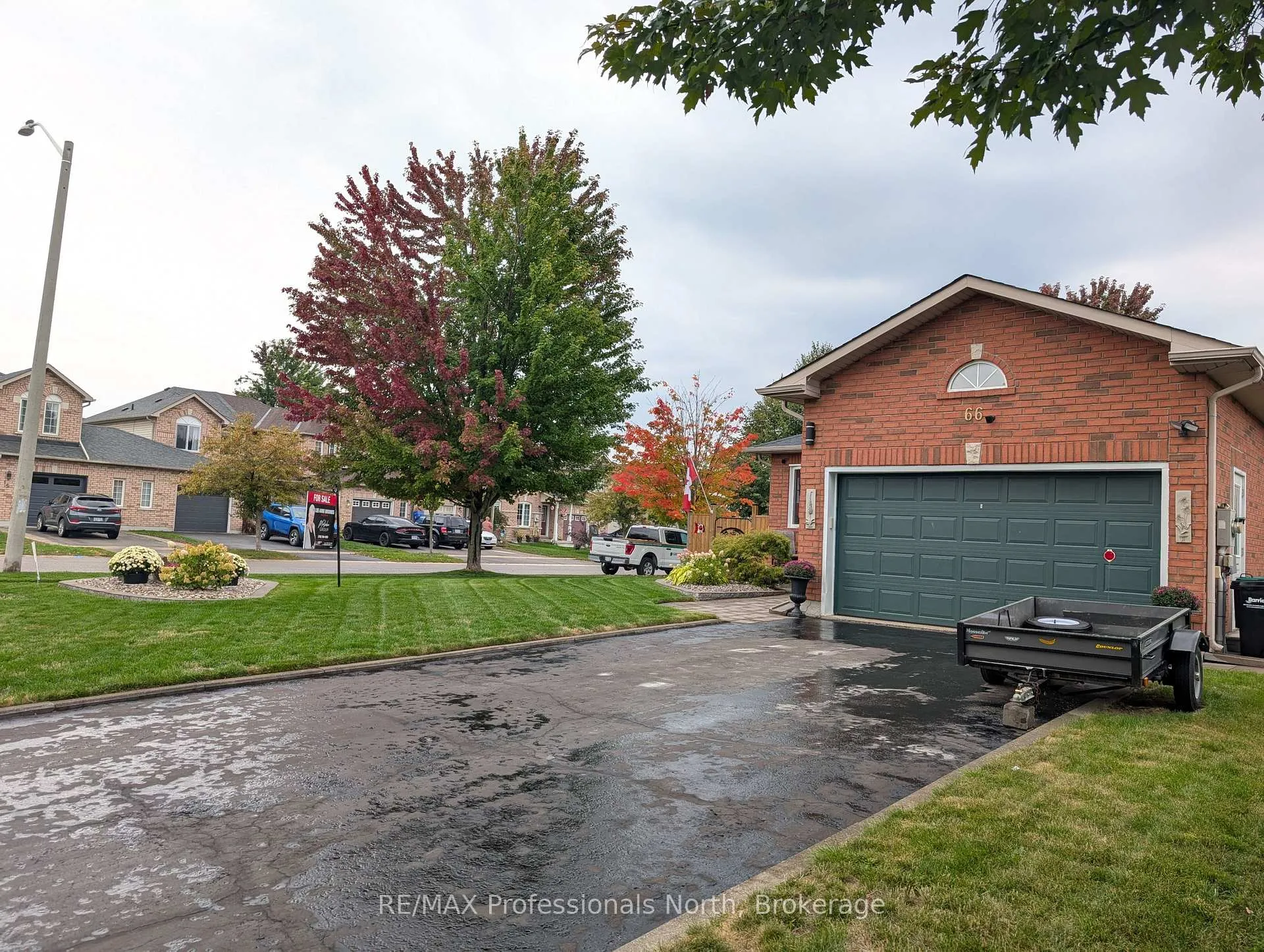 Photo 37 of 66 Coleman Drive, Barrie, Edgehill Drive — HOMEH