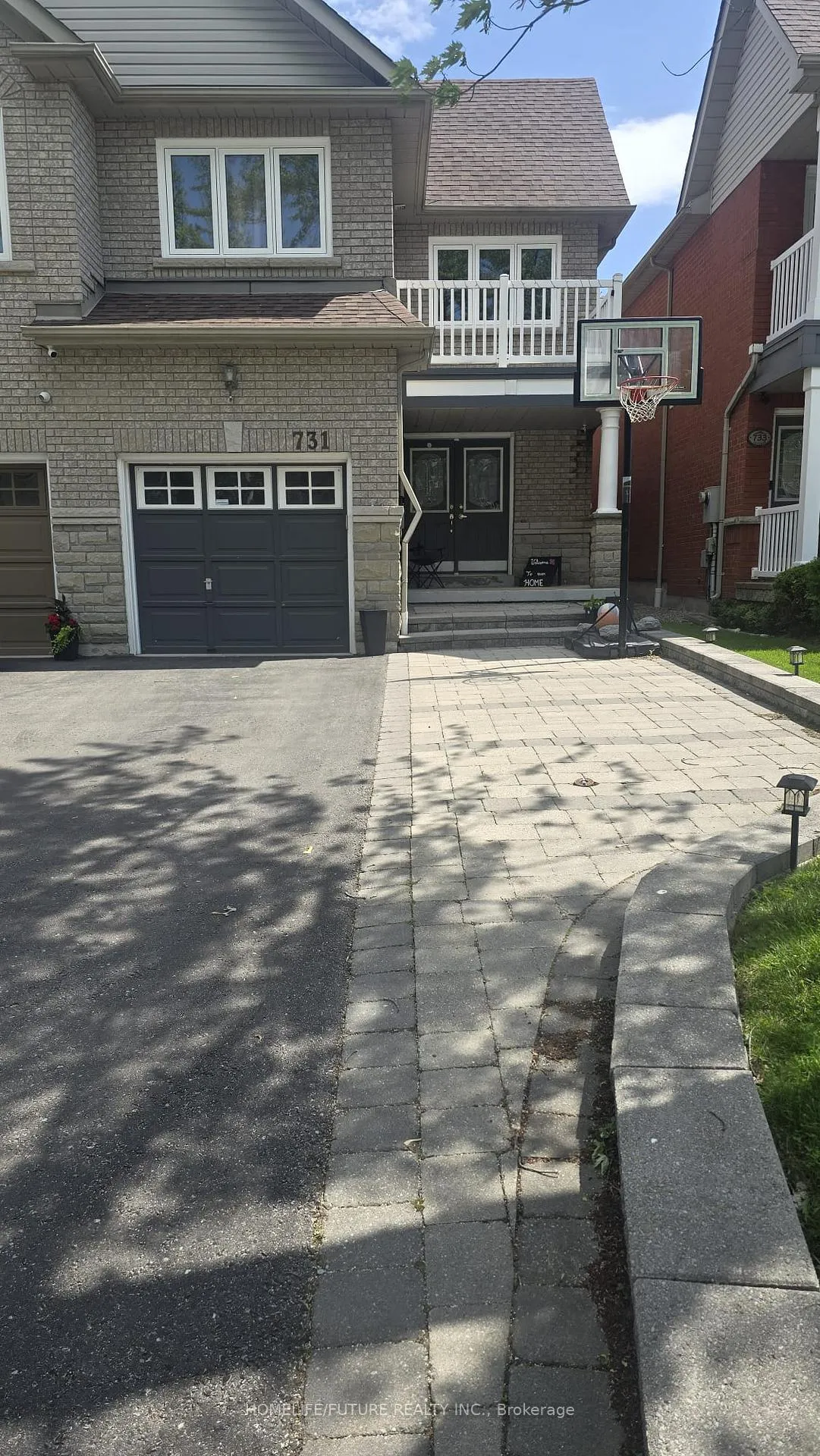 Photo 2 of 731 Swan Place, Pickering, Amberlea — HOMEH