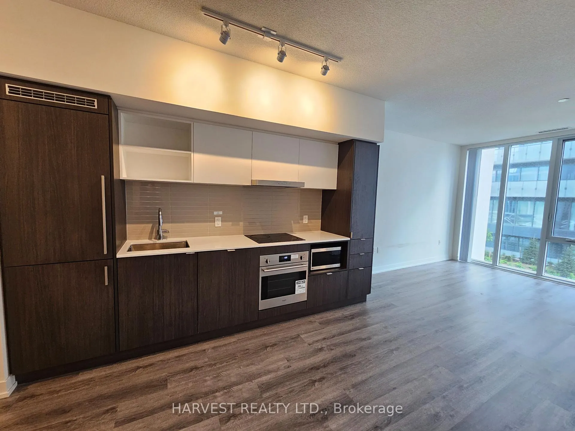 Photo 6 of Unit 801, 138 Downes Street, Toronto, Waterfront Communities — HOMEH