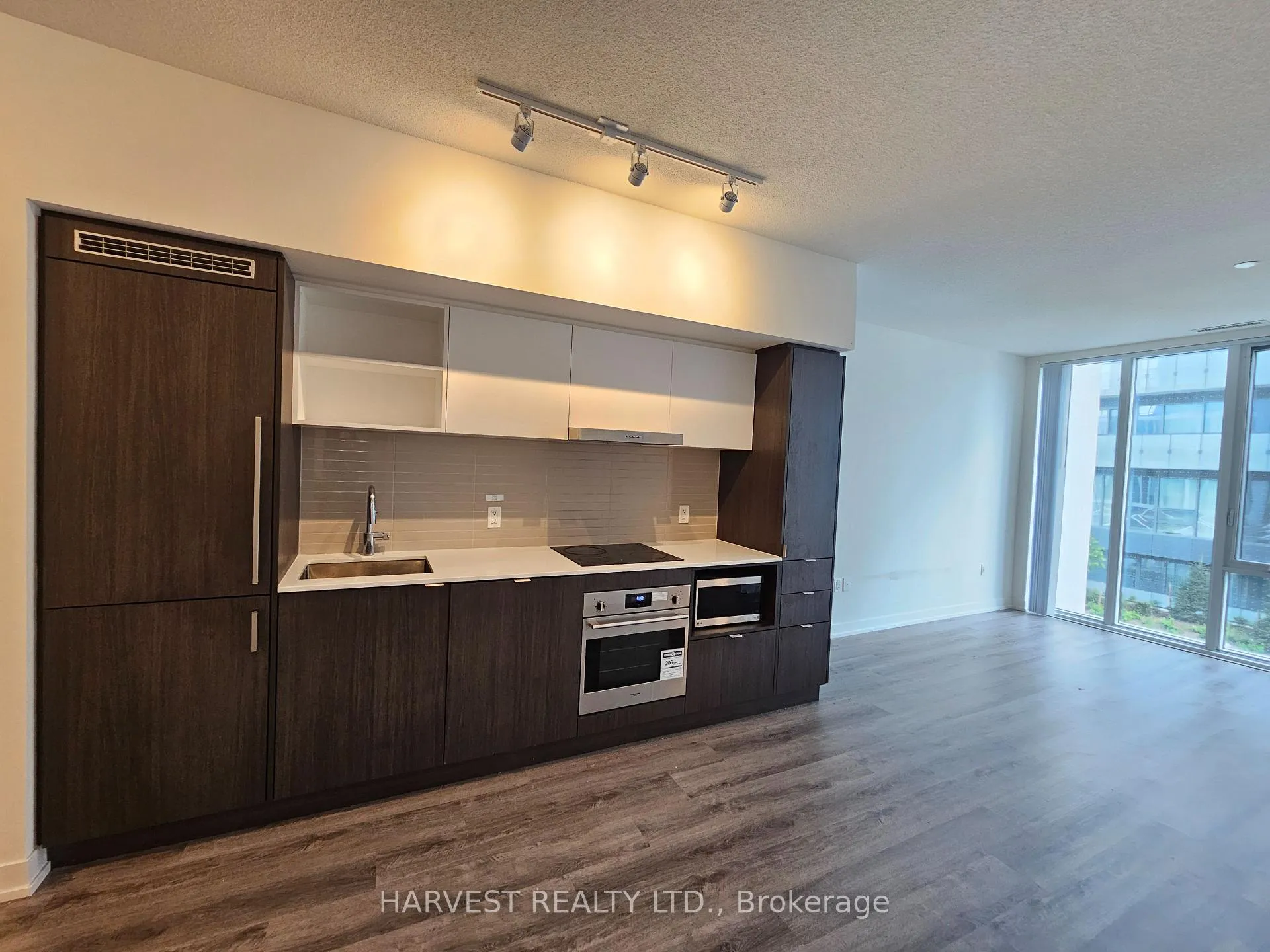 Photo 8 of Unit 801, 138 Downes Street, Toronto, Waterfront Communities — HOMEH