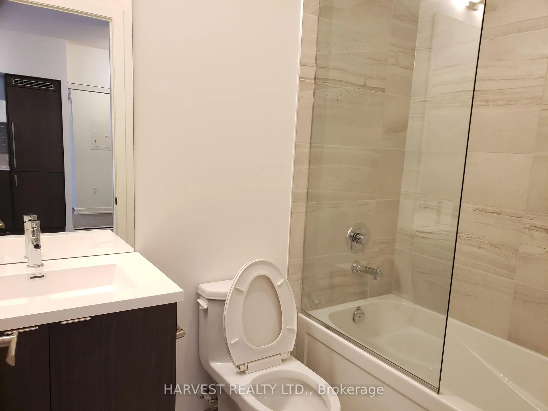 Photo 11 of Unit 801, 138 Downes Street, Toronto, Waterfront Communities — HOMEH