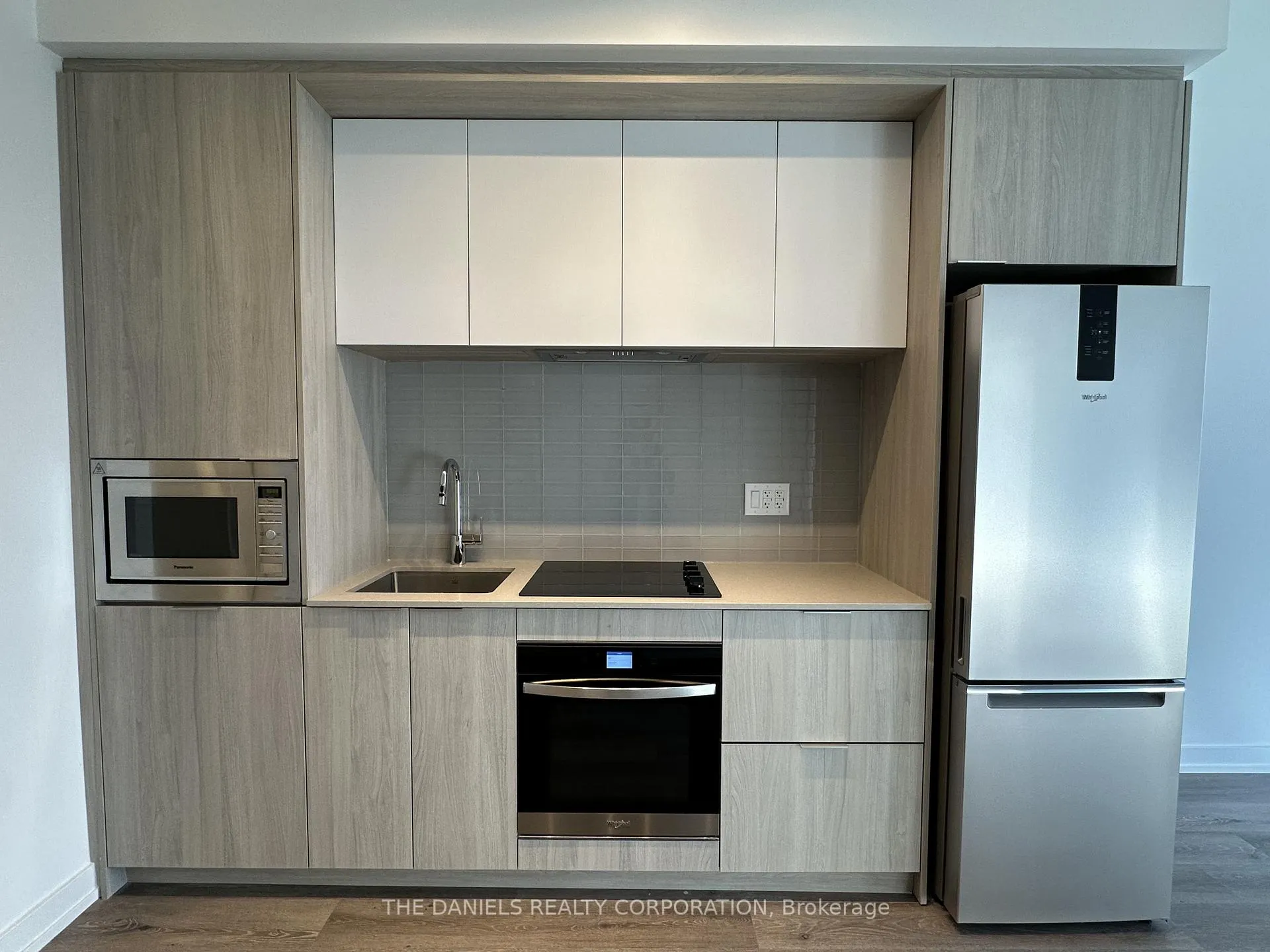 Photo 3 of Unit 2712, 395 Square One Drive, Mississauga, City Centre — HOMEH