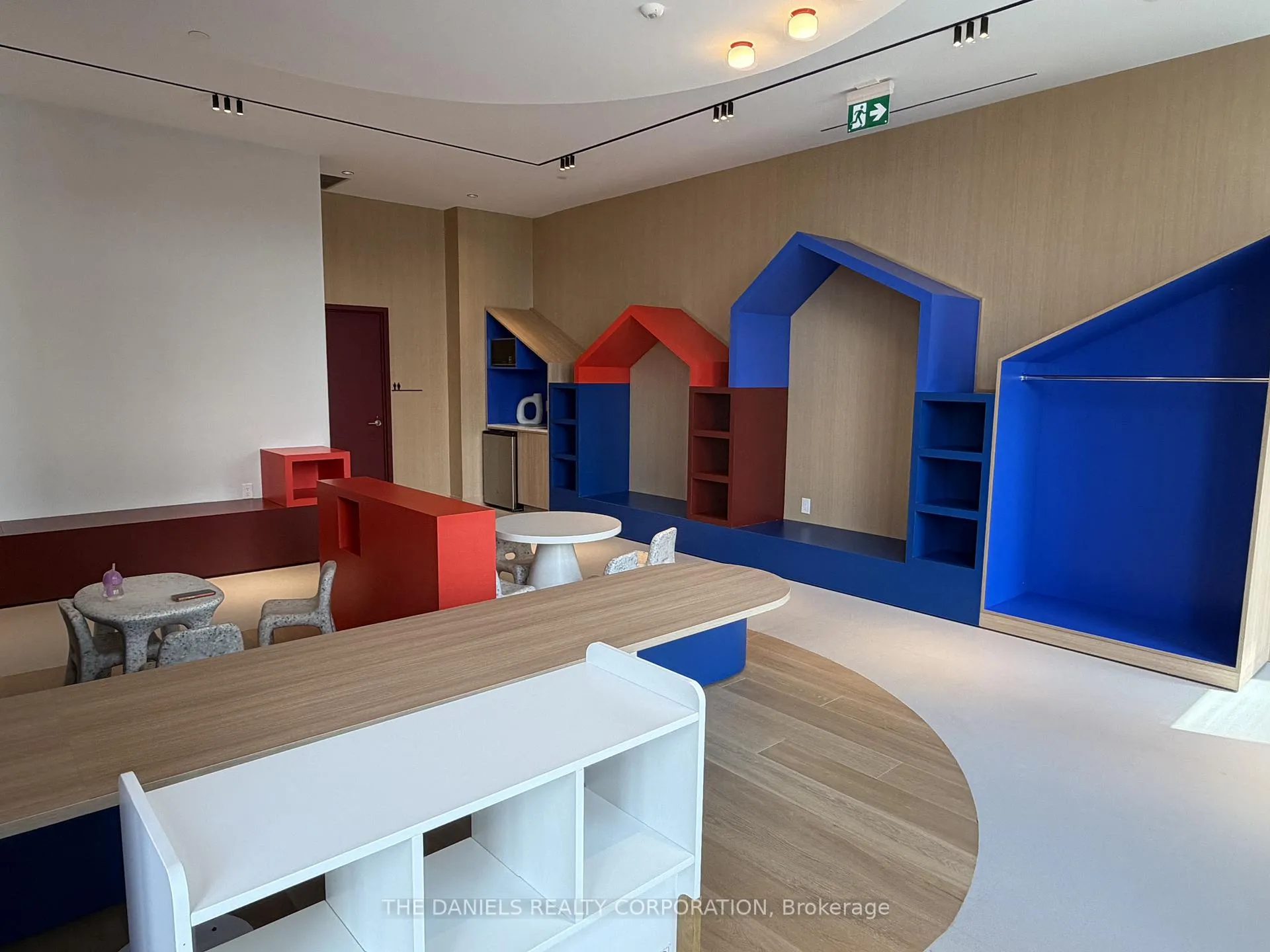 Photo 17 of Unit 2712, 395 Square One Drive, Mississauga, City Centre — HOMEH