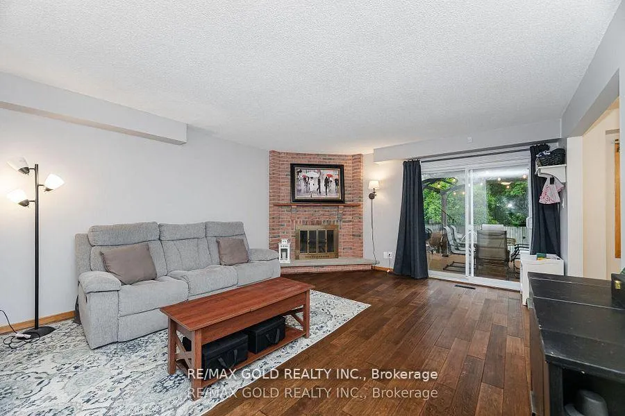 Photo 7 of 24 Terry Hill, Brampton, Heart Lake East — HOMEH