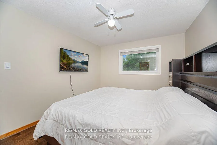 Photo 19 of 24 Terry Hill, Brampton, Heart Lake East — HOMEH